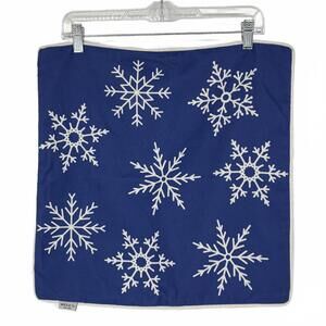 Mike & Co. Blue & White Snowflake Design Pillow Cover
